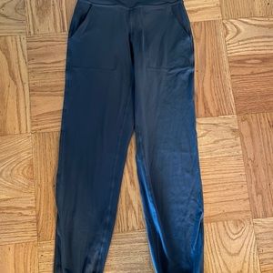 Lululemon Align Jogger size 2 graphite grey